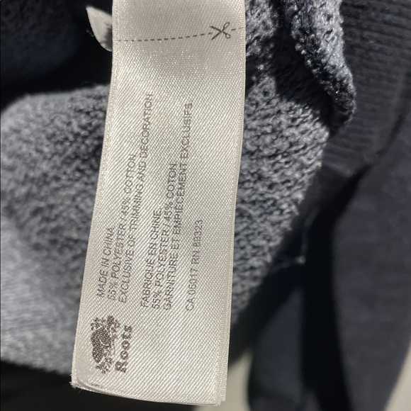 Roots Men's Blue/Gray Hoodie - Picture 8 of 9